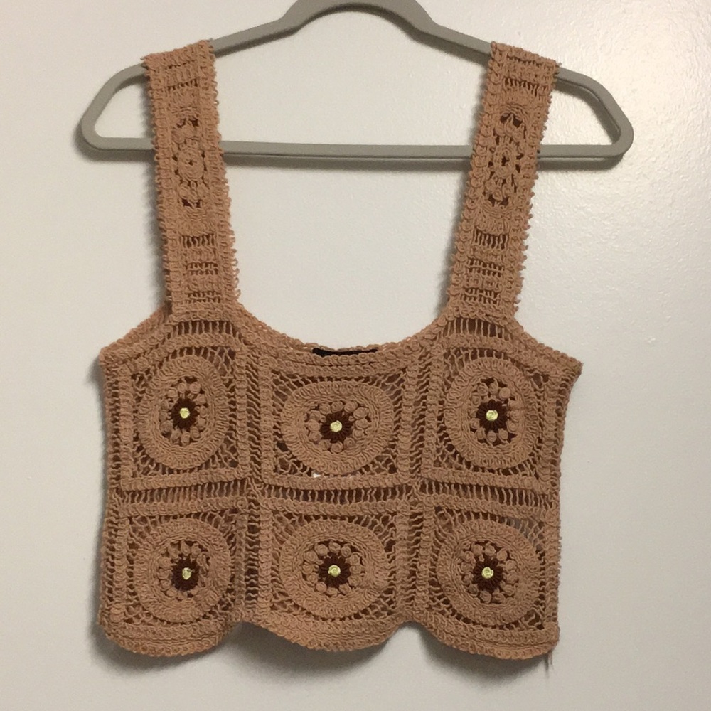 Julia crop crochet top